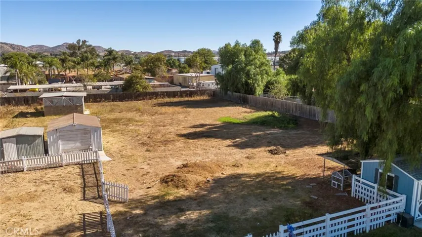 1980 White Horse Lane, Norco, California 92860