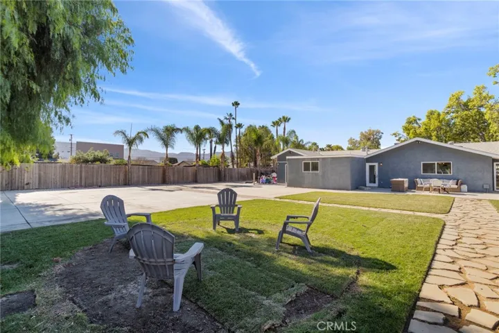 1980 White Horse Lane, Norco, California 92860