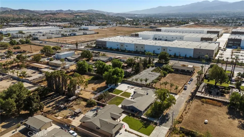 1980 White Horse Lane, Norco, California 92860