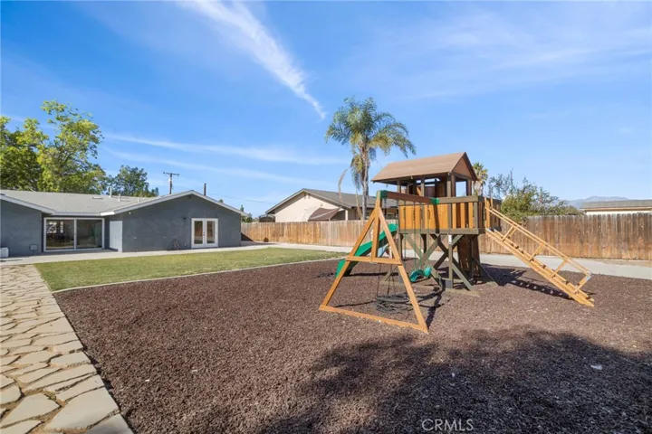 1980 White Horse Lane, Norco, California 92860