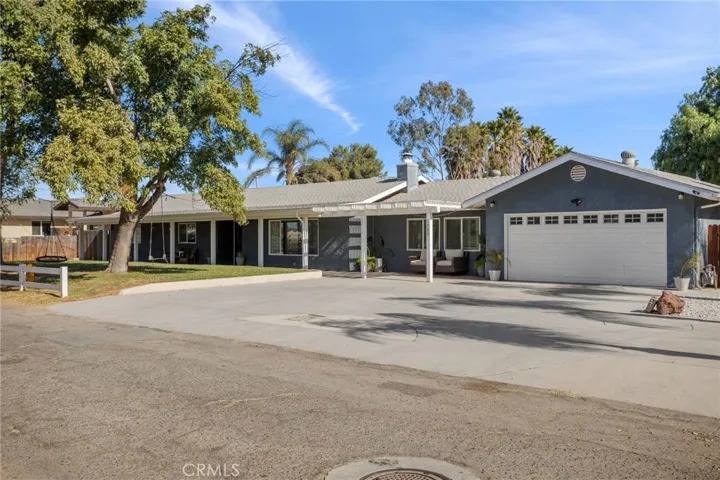 1980 White Horse Lane, Norco, California 92860