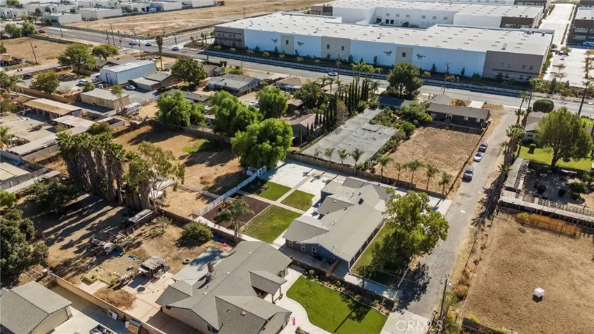 1980 White Horse Lane, Norco, California 92860