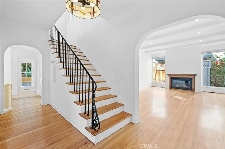 1307 Diamond Avenue, South Pasadena, California 91030