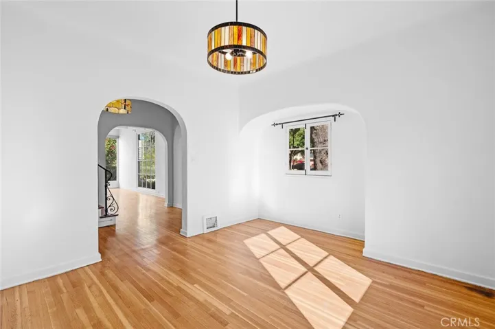1307 Diamond Avenue, South Pasadena, California 91030