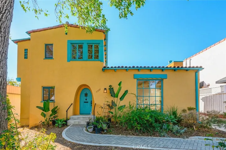 1307 Diamond Avenue, South Pasadena, California 91030