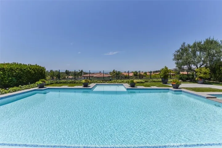 7 Via Brezza, Newport Coast, California 92657