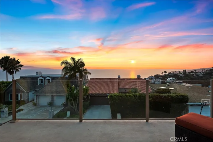 733 Pelican Drive, Laguna Beach, California 92651