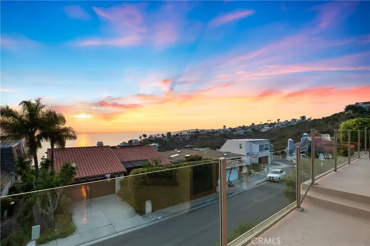 733 Pelican Drive, Laguna Beach, California 92651