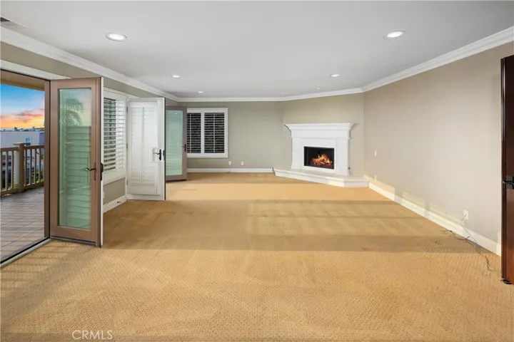 733 Pelican Drive, Laguna Beach, California 92651