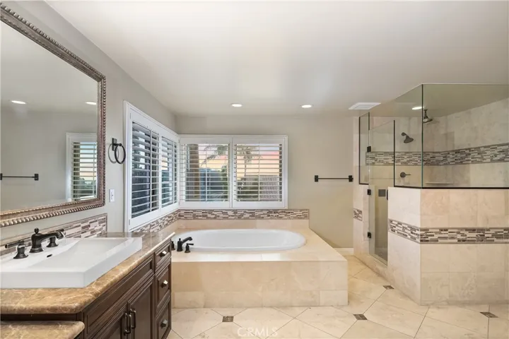 733 Pelican Drive, Laguna Beach, California 92651
