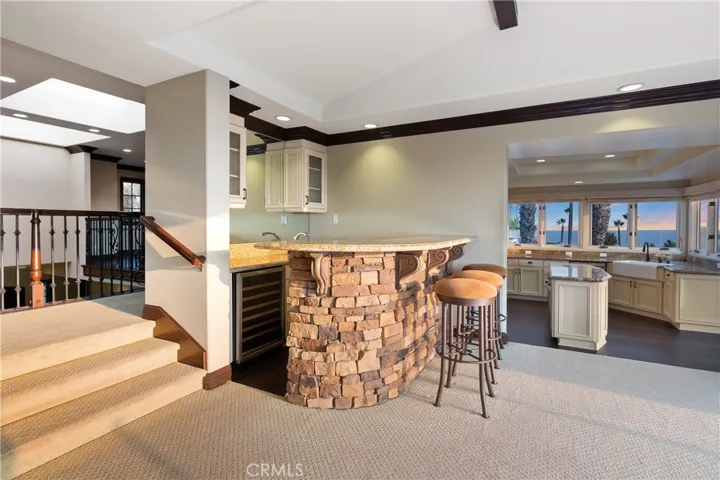 733 Pelican Drive, Laguna Beach, California 92651