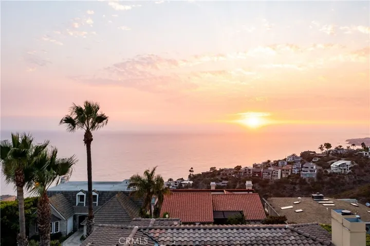 733 Pelican Drive, Laguna Beach, California 92651