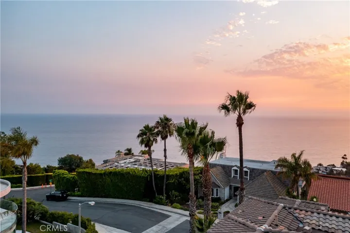 733 Pelican Drive, Laguna Beach, California 92651