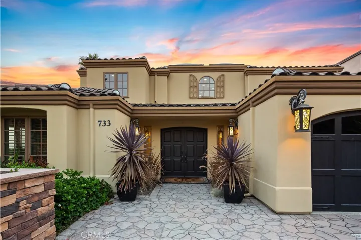 733 Pelican Drive, Laguna Beach, California 92651