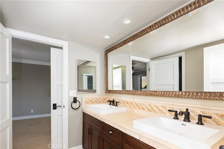733 Pelican Drive, Laguna Beach, California 92651