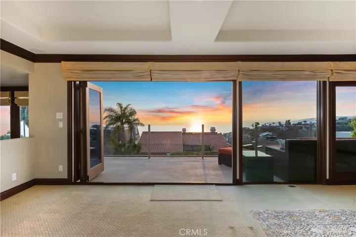 733 Pelican Drive, Laguna Beach, California 92651