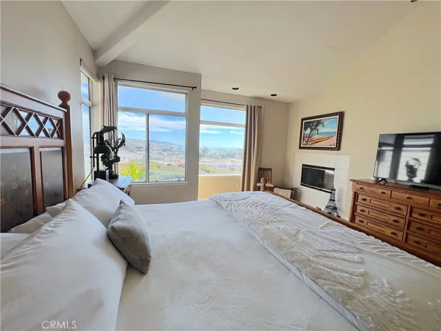 With ocean and mountain views.