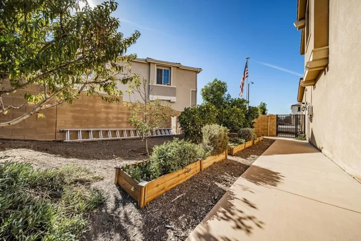 2044 Campo Verde Court, Escondido, California 92026