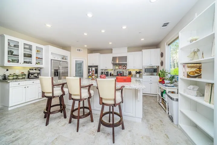2044 Campo Verde Court, Escondido, California 92026