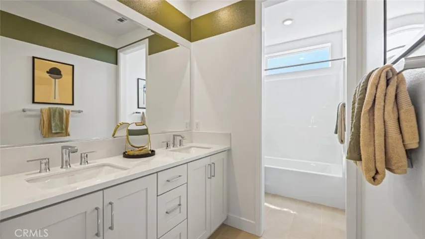 Photos shown are of model only- not actual homesite.