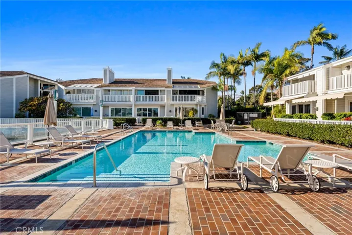 1033 Bayside Cove 106, Newport Beach, California 92660