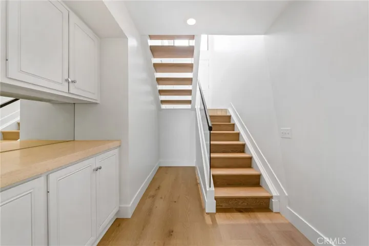 1033 Bayside Cove 106, Newport Beach, California 92660