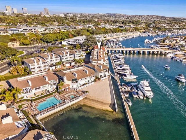 1033 Bayside Cove 106, Newport Beach, California 92660