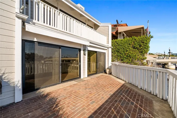 1033 Bayside Cove 106, Newport Beach, California 92660