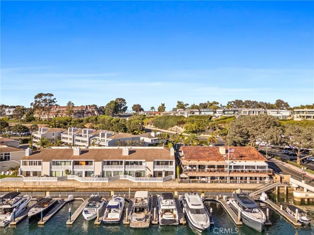 1033 Bayside Cove 106, Newport Beach, California 92660