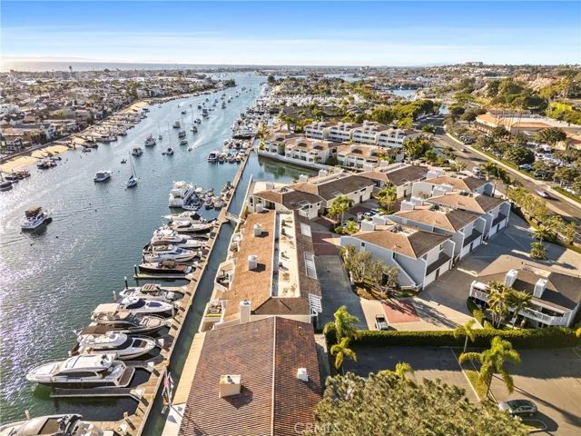 1033 Bayside Cove 106, Newport Beach, California 92660
