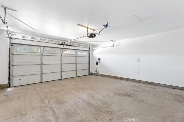 829 Greenbriar Avenue, Simi Valley, California 93065