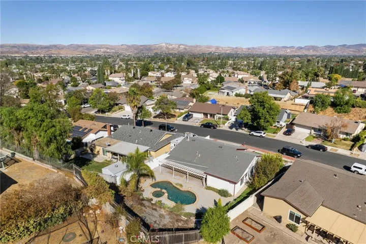 829 Greenbriar Avenue, Simi Valley, California 93065