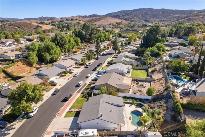 829 Greenbriar Avenue, Simi Valley, California 93065