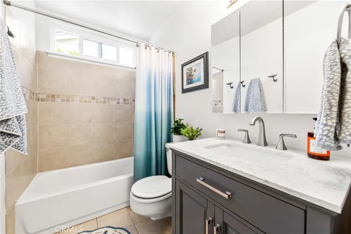 bathroom 2 , off bedroom 2