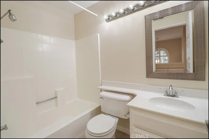 21 Hillgate Place, Aliso Viejo, California 92656