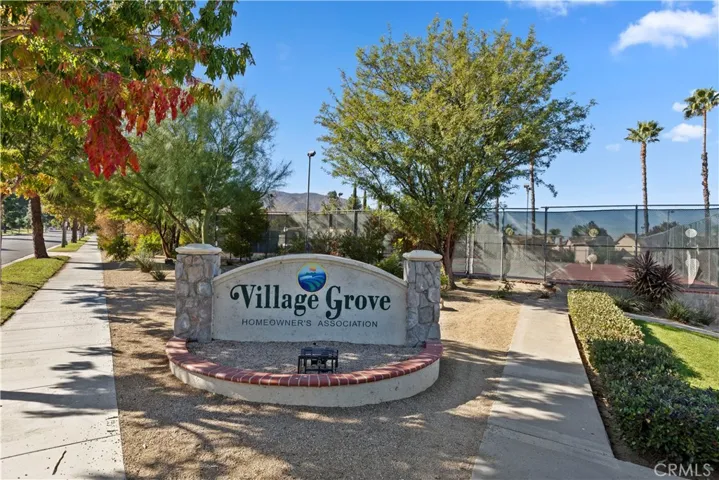 1469 Chalgrove Drive, Corona, California 92882