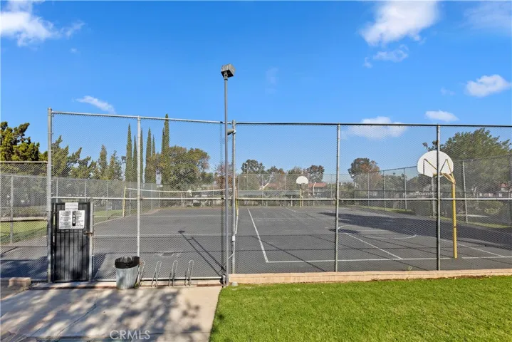 1469 Chalgrove Drive, Corona, California 92882