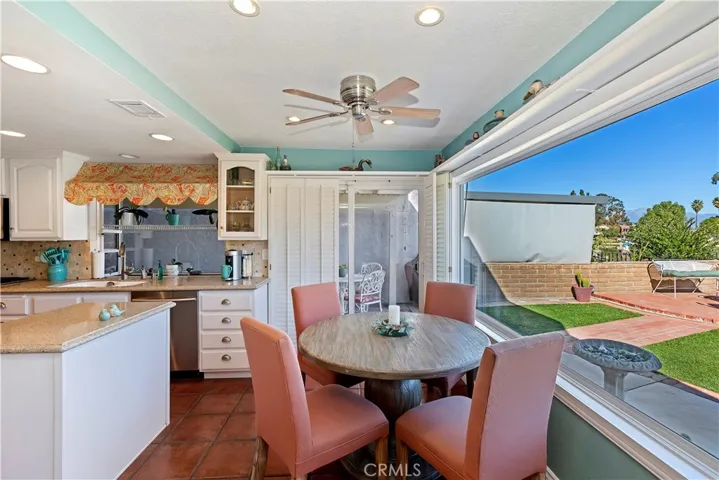1469 Chalgrove Drive, Corona, California 92882