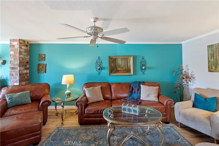 1469 Chalgrove Drive, Corona, California 92882