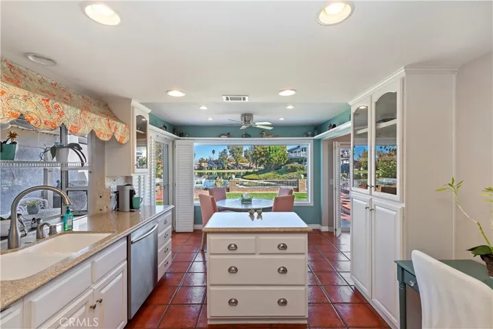 1469 Chalgrove Drive, Corona, California 92882