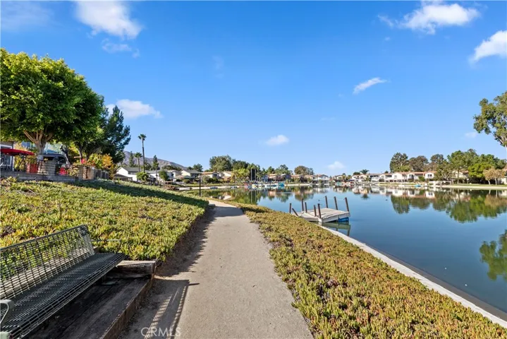 1469 Chalgrove Drive, Corona, California 92882