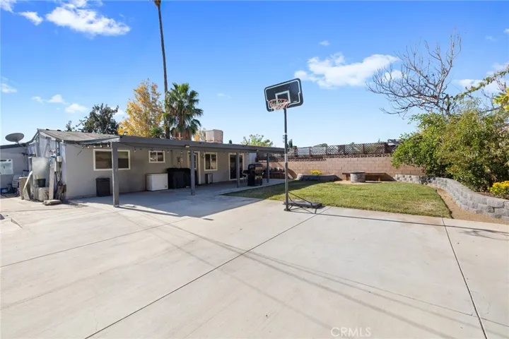 19209 Lonerock Street, Canyon Country, California 91351