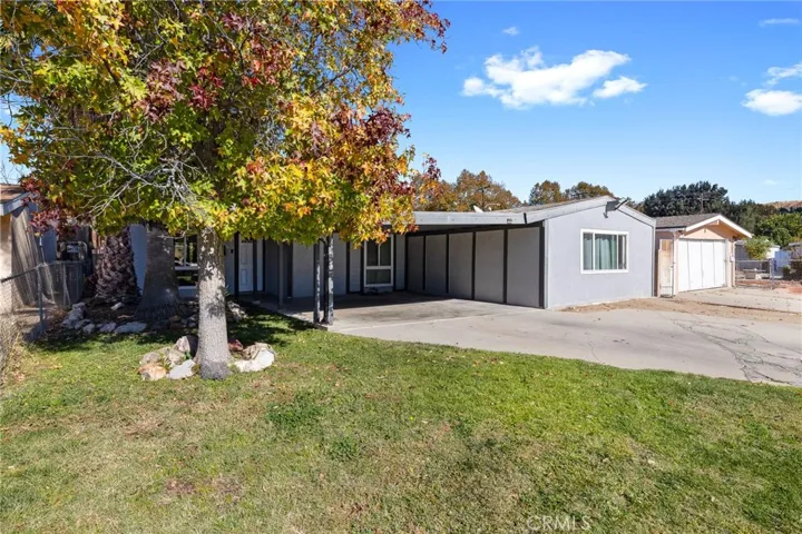 19209 Lonerock Street, Canyon Country, California 91351