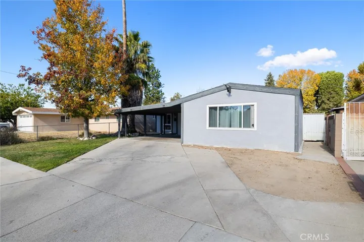 19209 Lonerock Street, Canyon Country, California 91351