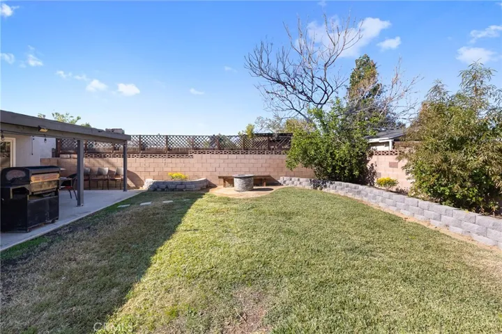 19209 Lonerock Street, Canyon Country, California 91351