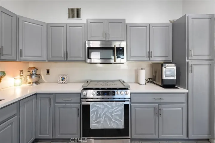 19209 Lonerock Street, Canyon Country, California 91351