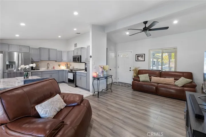 19209 Lonerock Street, Canyon Country, California 91351