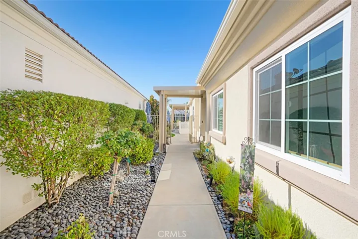 40101 Corte Calanova, Murrieta, California 92562