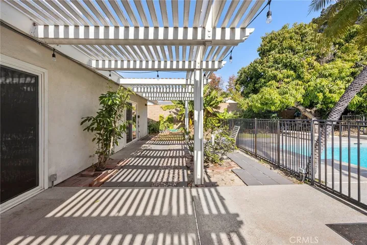 9832 Oakwood Circle, Villa Park, California 92861
