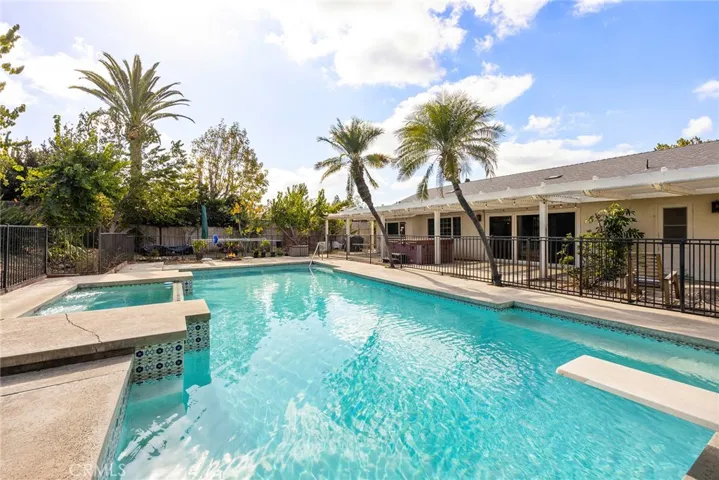 9832 Oakwood Circle, Villa Park, California 92861